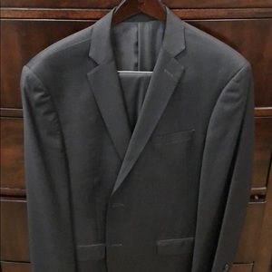 Joseph Abboud charcoal gray mens suit
